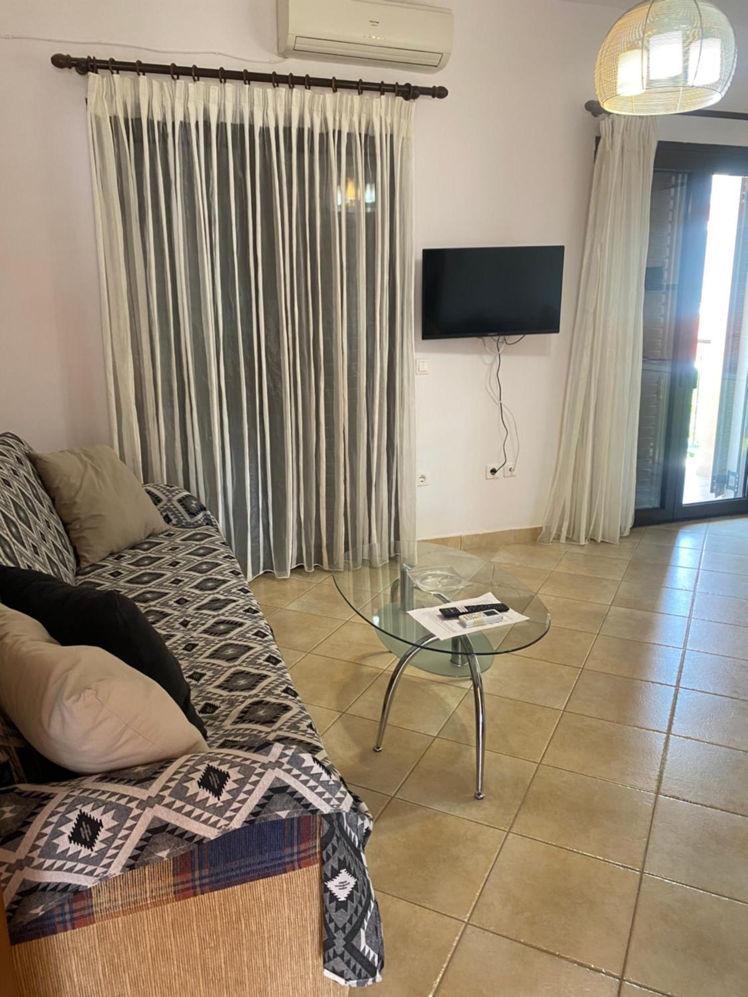 Alexis Apartments Pylos Ngoại thất bức ảnh